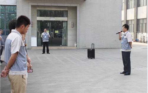 彩晶事業(yè)部積極相應(yīng)號召，召開全事業(yè)部“安全活動(dòng)月”動(dòng)員大會(huì)